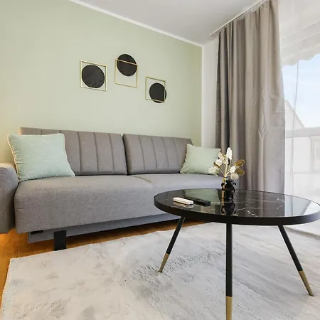 아파트 Cruwzo I Modern Centrally Located With Parking *