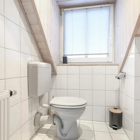 Cruwzo I Modern Centrally Located With Parking