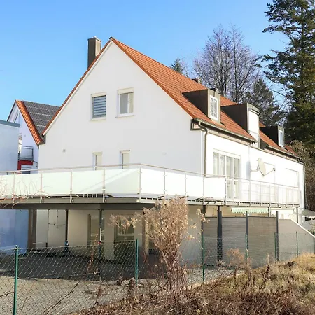 Cruwzo I Modern Centrally Located With Parking *