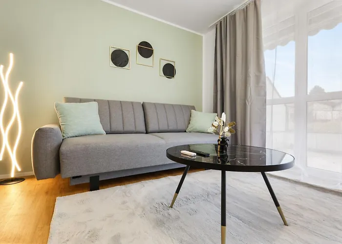 Appartamento Cruwzo I Modern Centrally Located With Parking *