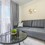 Cruwzo I Modern Centrally Located With Parking Daire *